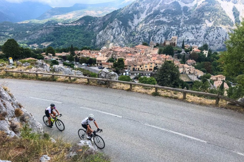 Pair of cyclists climbing Col de Vence on Marmot Tours Southern Alps cycling tour
