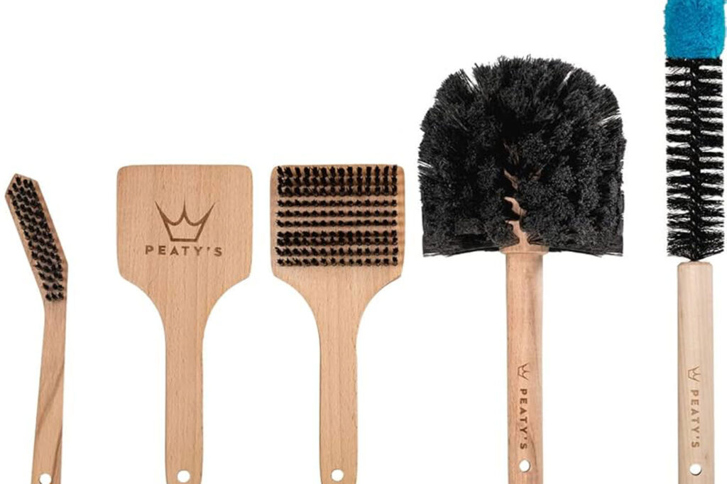 Set of 4 wooden handled bike cleaning brushes