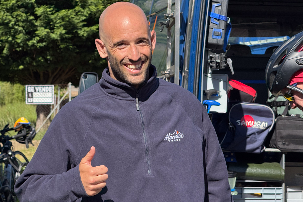 Marmot Tours guided Xavi-Pol giving thumbs up